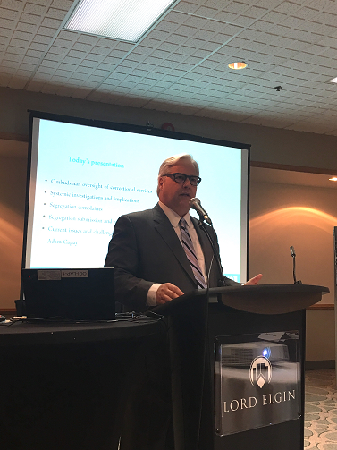 Ombudsman Paul Dubé presenting to the Forum of Canadian Ombudsman’s Corrections Course in Ottawa.