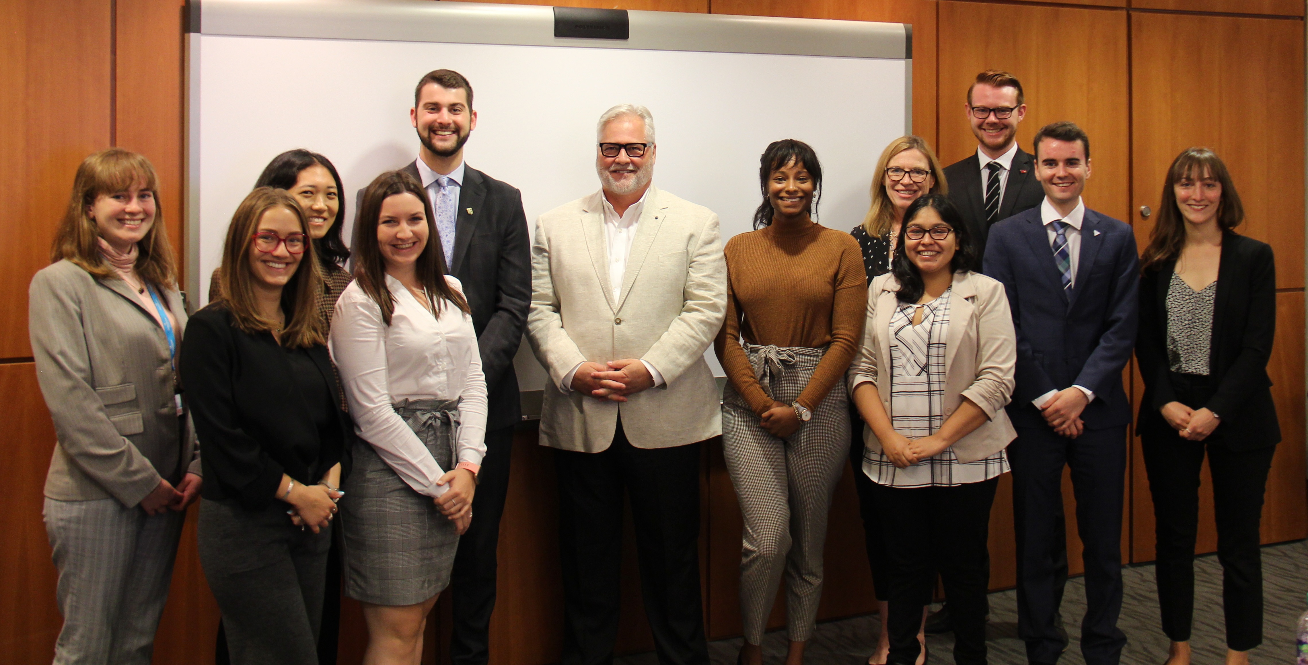 Ombudsman Paul Dubé welcomes members of the 2019 Ontario Legislature Internship Programme to our Office.