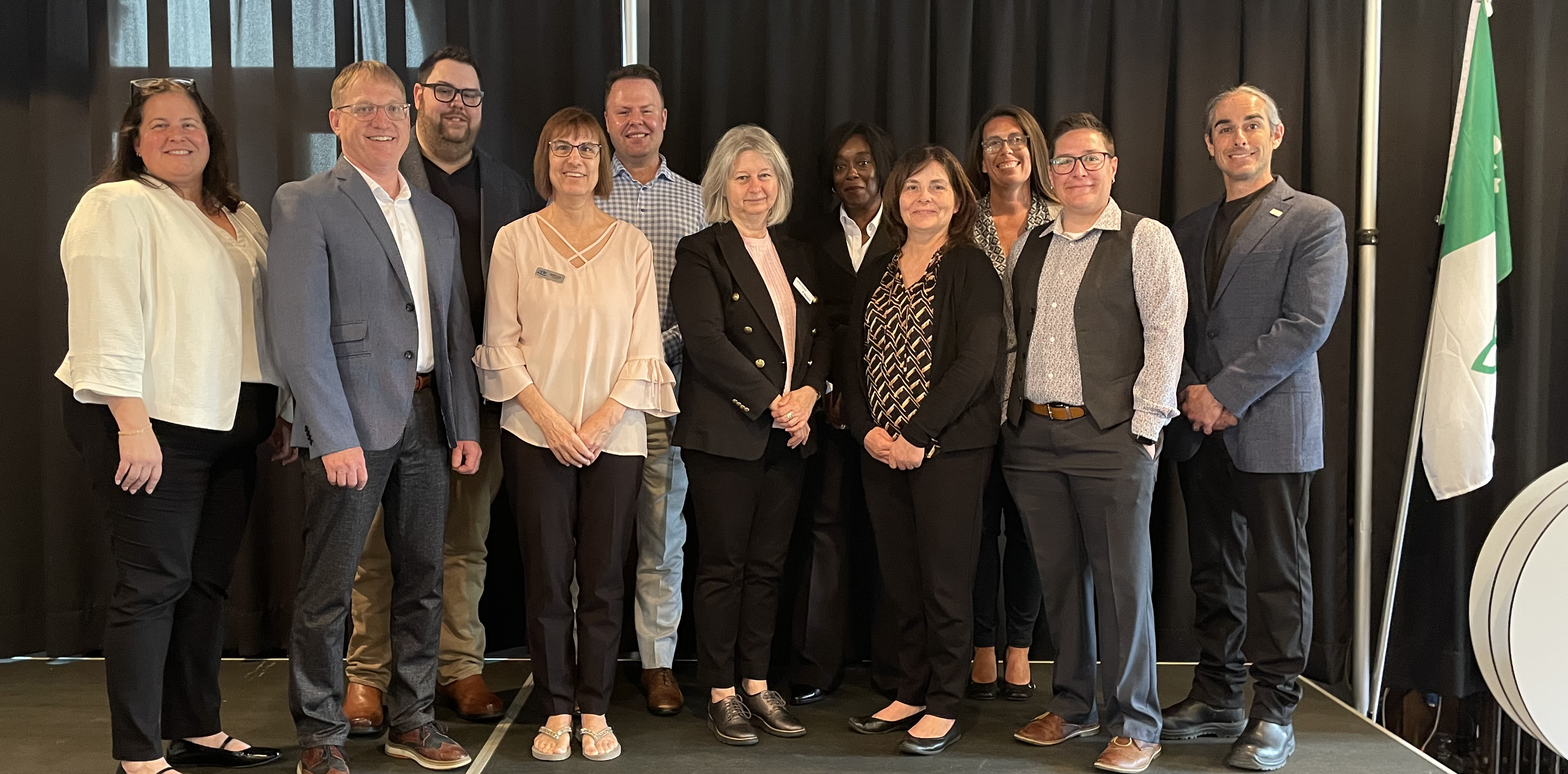 Commissioner with Clé de la Baie team